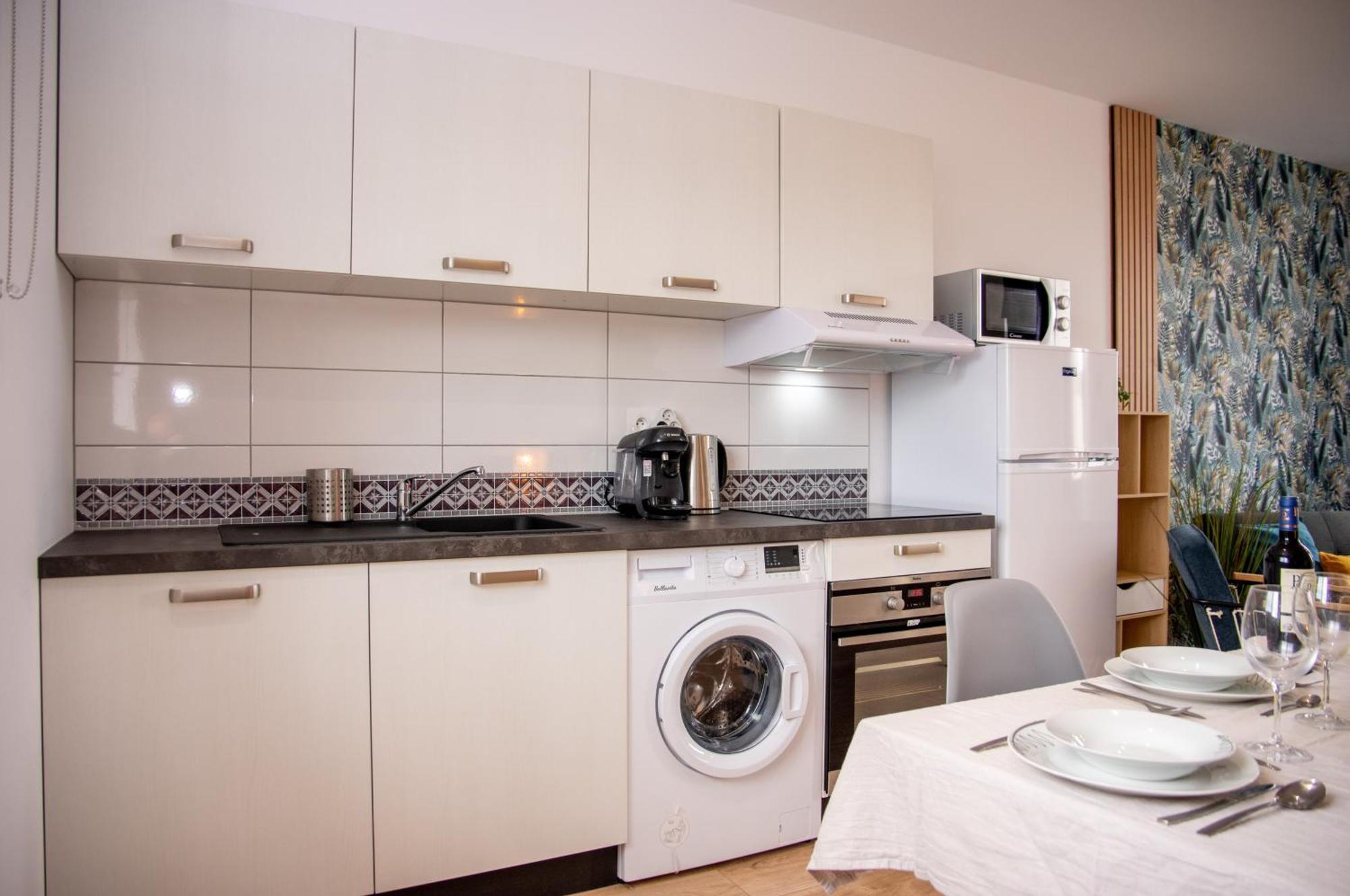 Duplex Cocoon - 10 Min De Blaye - 20 Min Cnpe - Wifi - Tv Hd Apartment Saint-Seurin-de-Cursac Exterior foto
