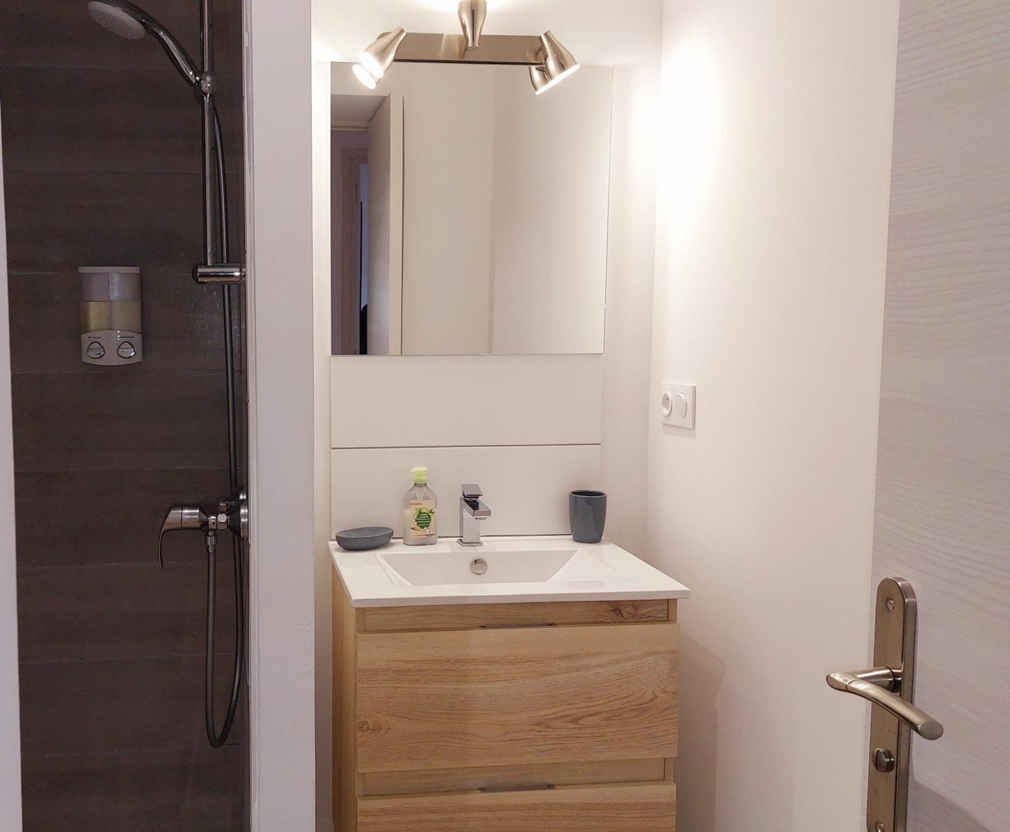 Duplex Cocoon - 10 Min De Blaye - 20 Min Cnpe - Wifi - Tv Hd Apartment Saint-Seurin-de-Cursac Exterior foto